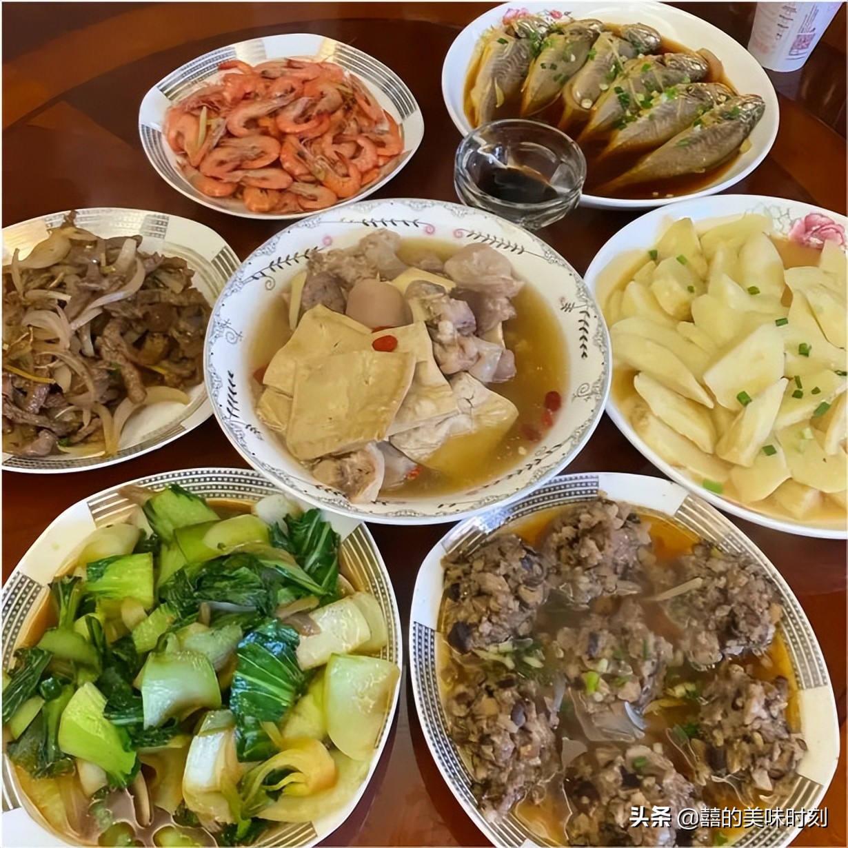 女子天天回娘家蹭饭遭嫌弃,东北女孩去男方家蹭饭