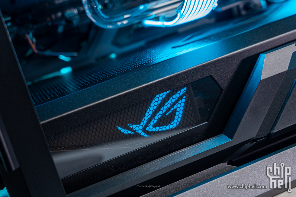 rog创世神装机视频,rog创世神细节