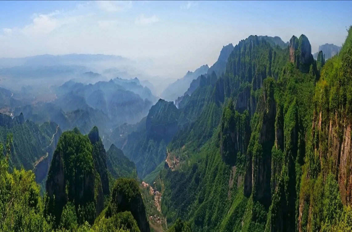 互相勉励共同进步的诗句,互相扶持互相学习互相成长