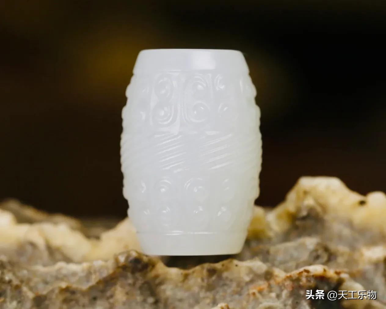 和田玉山料和籽料对比,和田玉山料籽料对比图