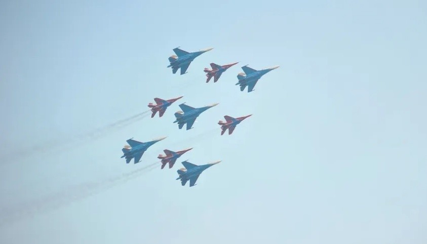 鏄庢棩榛勮姳杩囨椂涔嬬墿,鏄庢棩榛勮姳