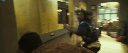 观影人数超千万喜提年度第一！韩国大“恶霸”再出山，野性美爆发