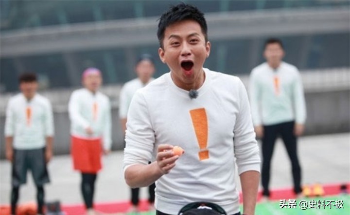 “混世魔王”邓超，上学曾拿刀追保安跑，与冯小刚竟恩怨多年