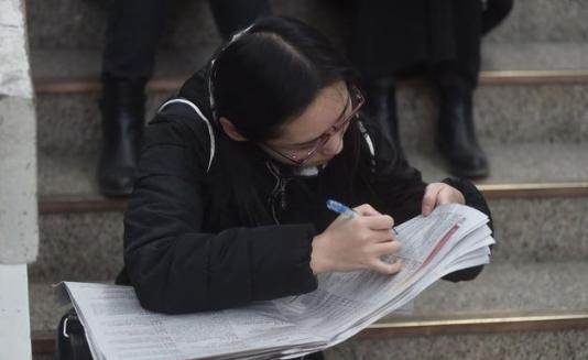 为啥导师偏向“保研生”，对“考研生”区别对待？答案在情理之中