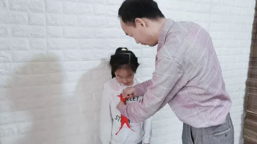 喜迎20大争做先进少先队员,喜迎二十大争做新时代好队员