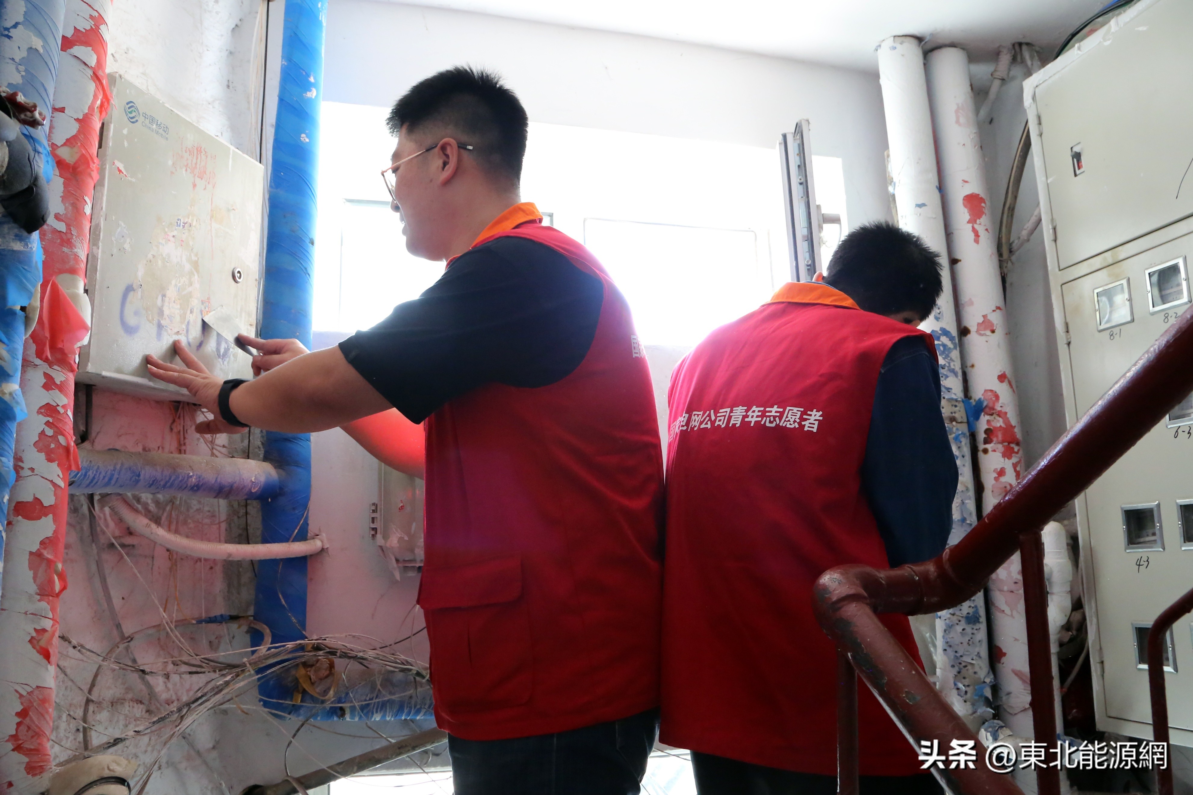 整治牛皮癣美化城市环境,清除城区牛皮癣提升城市文明形象