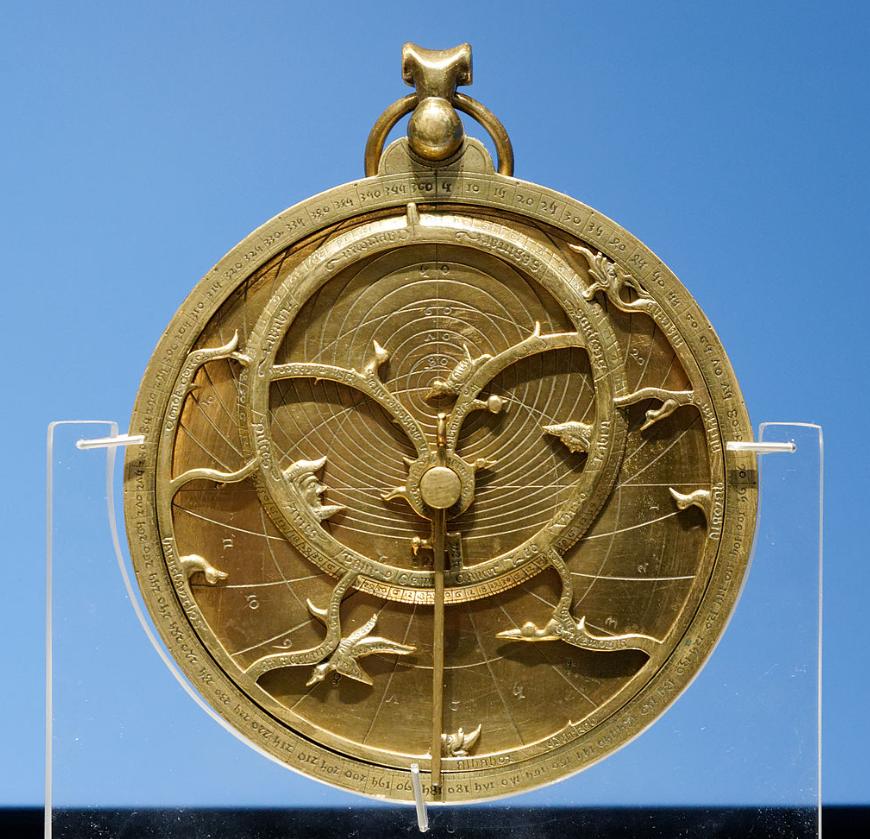 大英博物馆1000件瓷器,大英博物馆有800多万件藏品的英文