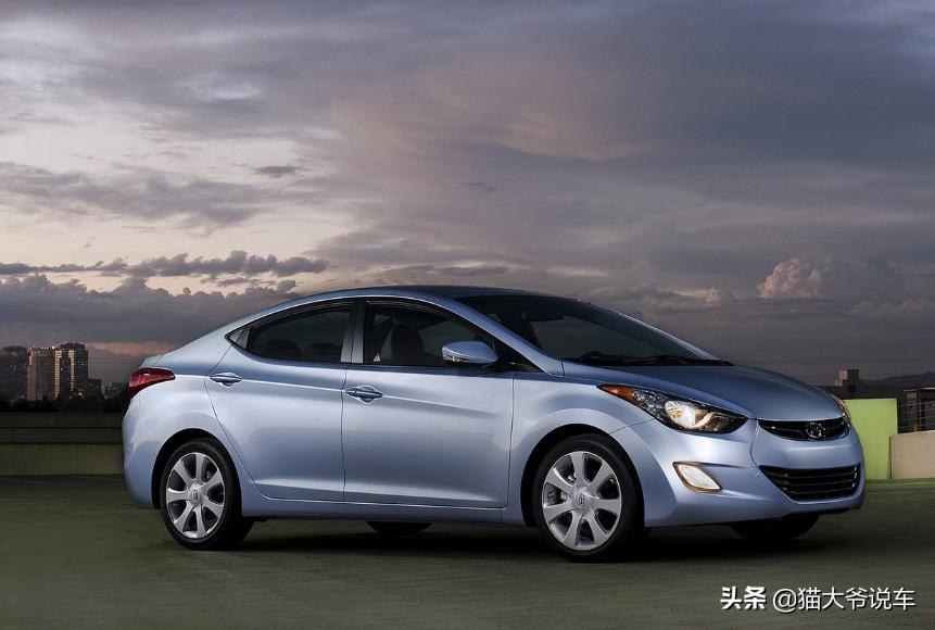 养车难于上青天？这3辆紧凑型车省油省心，工薪阶层均能养得起