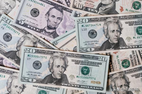 借记卡和信用卡表面上有什么区别,借记卡跟信用卡有什么区别