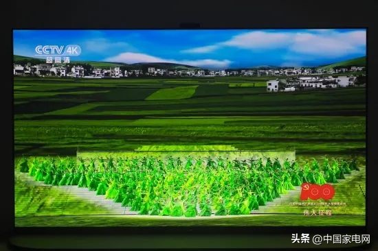 索尼a95k和普通电视比有什么区别,索尼电视a95k详细测评