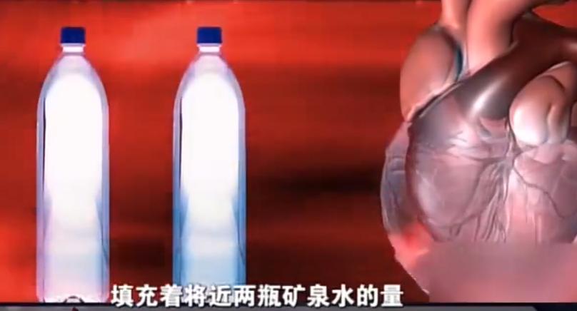 17岁男孩头痛被送进医院，医生一看X光片直接傻眼：没救了