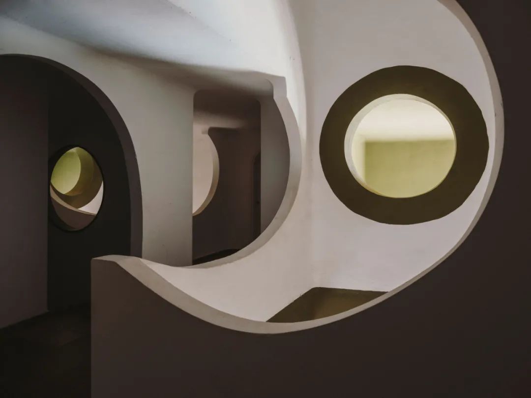 巨星陨落|西班牙著名建筑大师里卡多·波菲逝世