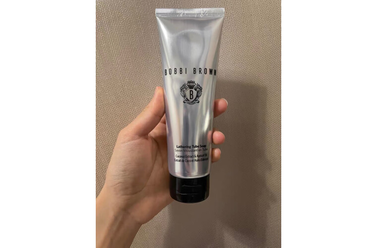 不同皮肤洗面奶的选择,vidivici洗面奶和芙丽芳丝洗面奶