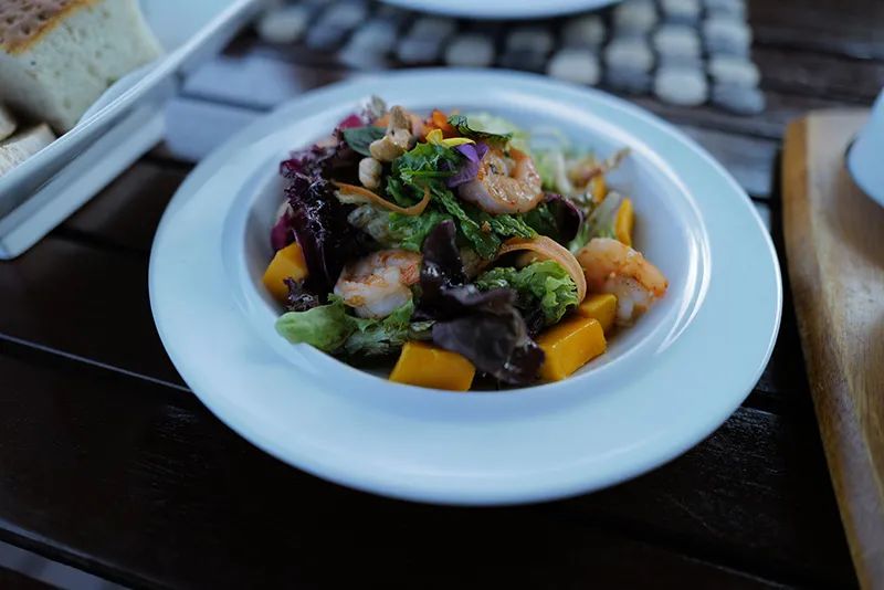 三亚归来不看海什么意思,三亚归来不看海黄山归来不看山