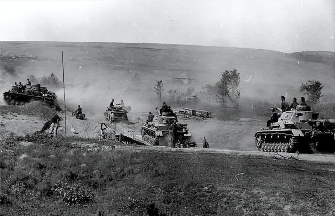 二战德军的精确打击,二战中的德军闪电战