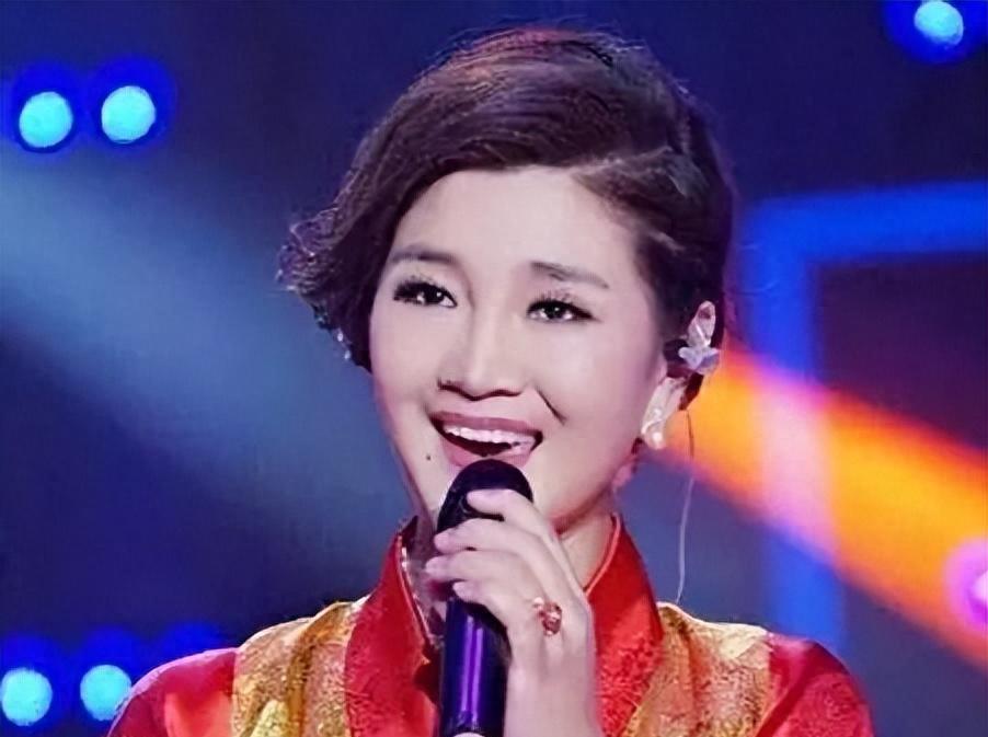 歌手降央卓玛现状,降央卓玛生了几个娃