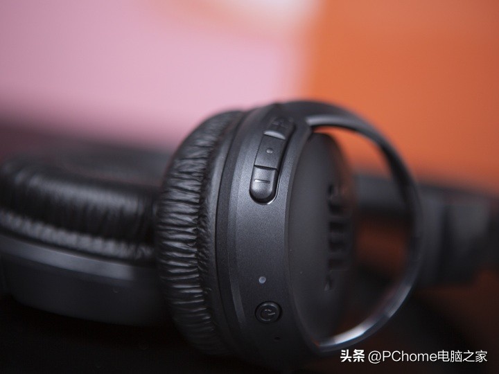 jbltune510bt头戴式耳机使用说明,jbltune215bt无线耳机评测