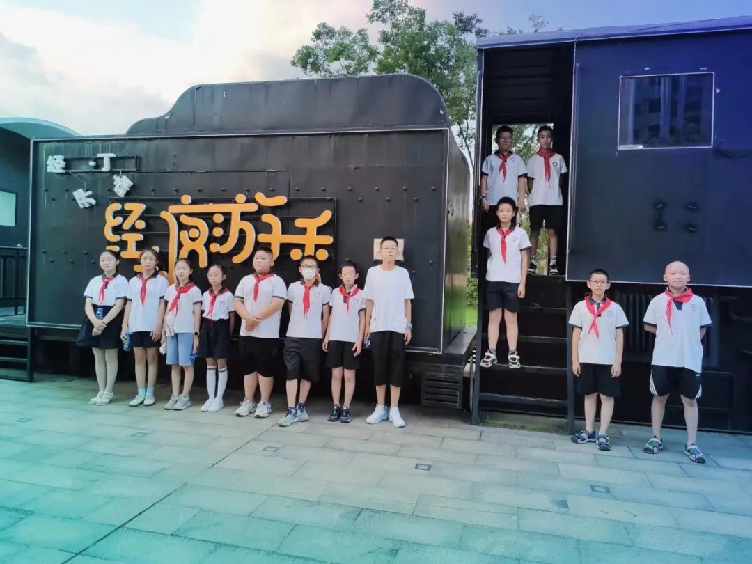 看家乡发展，老少同游古运河——常州市戚墅堰实验小学