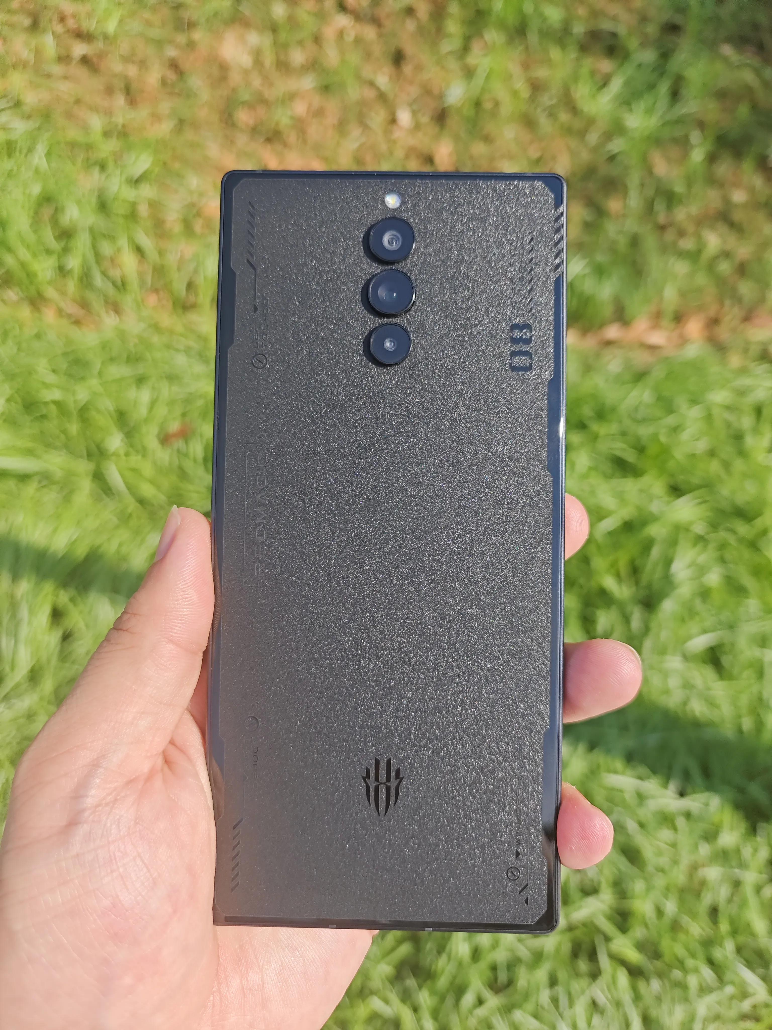 红魔8spro鉴赏科幻美学与机甲硬核,红魔8pro