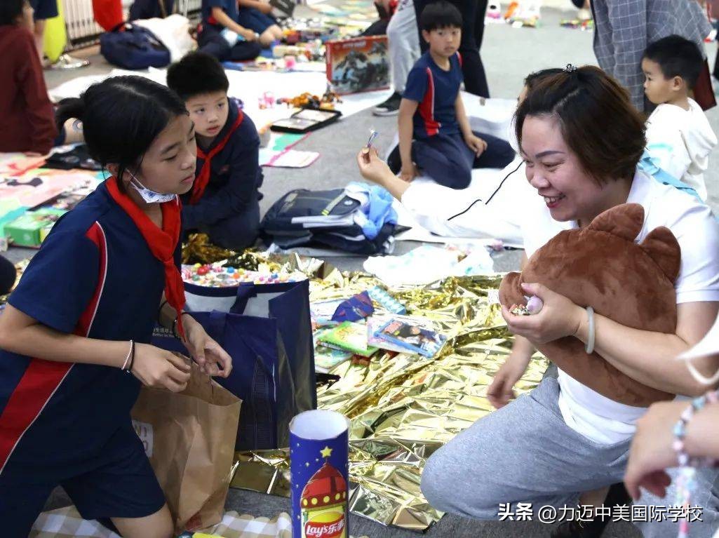 以爱之名公益活动,以爱为名公益义卖