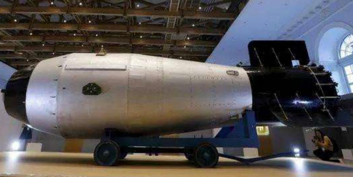 1982年卡扎菲访华，与*小平邓**谈话态度傲慢，邓公回应让其颜面尽失