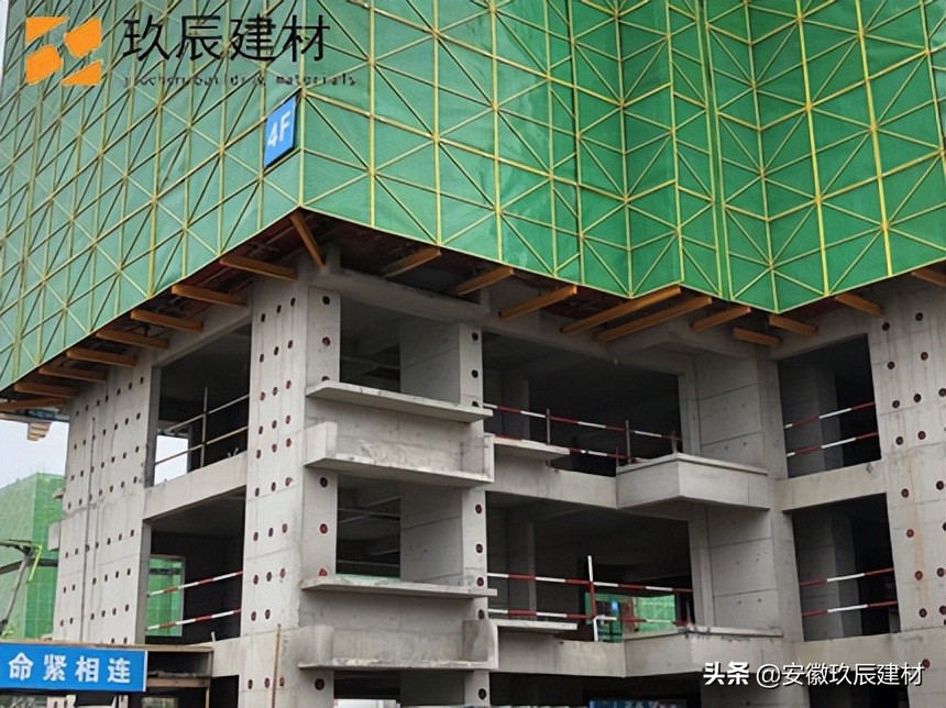 一般悬挑脚手架和新型悬挑脚手架,钢管悬挑脚手架和双排悬挑脚手架