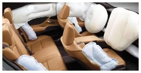 汽车安全气囊是怎样的一个原理,汽车的安全气囊运用的是什么原理