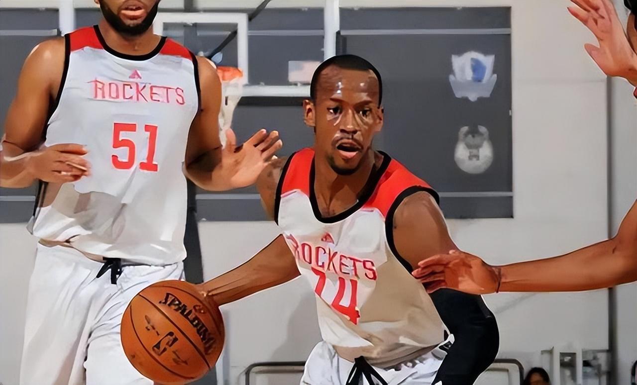 鍦哄潎40鍒哻ba澶栨彺,鍦哄潎涓夊崄鍒嗙殑cba澶栨彺