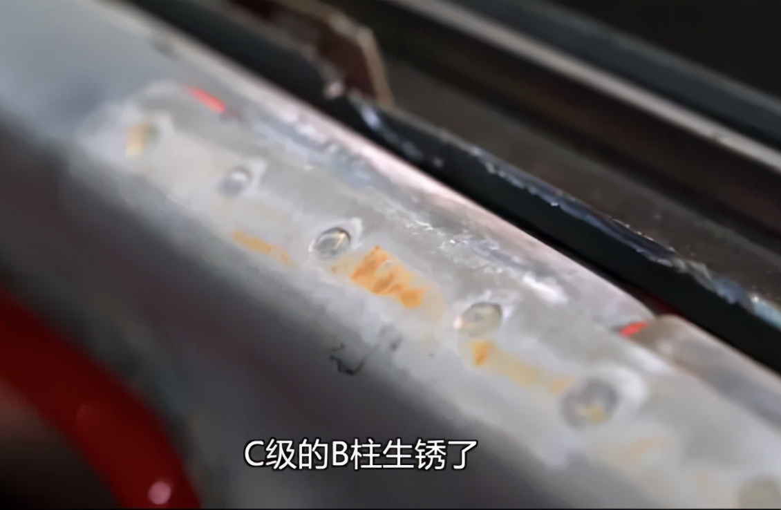 老车开起来抖动得厉害,老车开着开着抖动