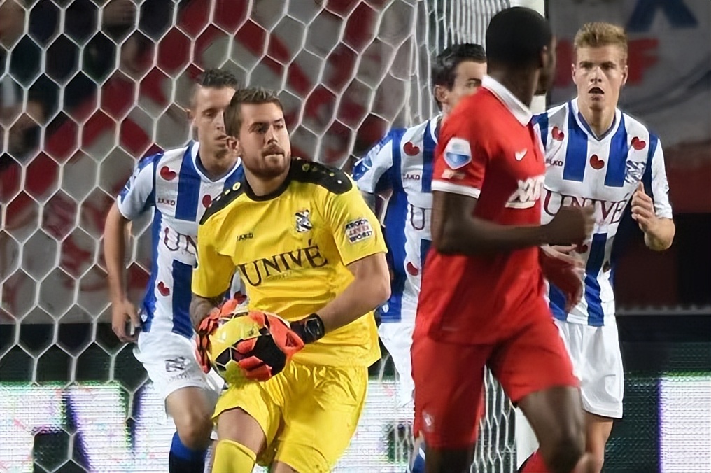 6.4足球竞猜：荷甲特温特瑞超埃尔夫斯堡西甲皇马胜负平资讯分析