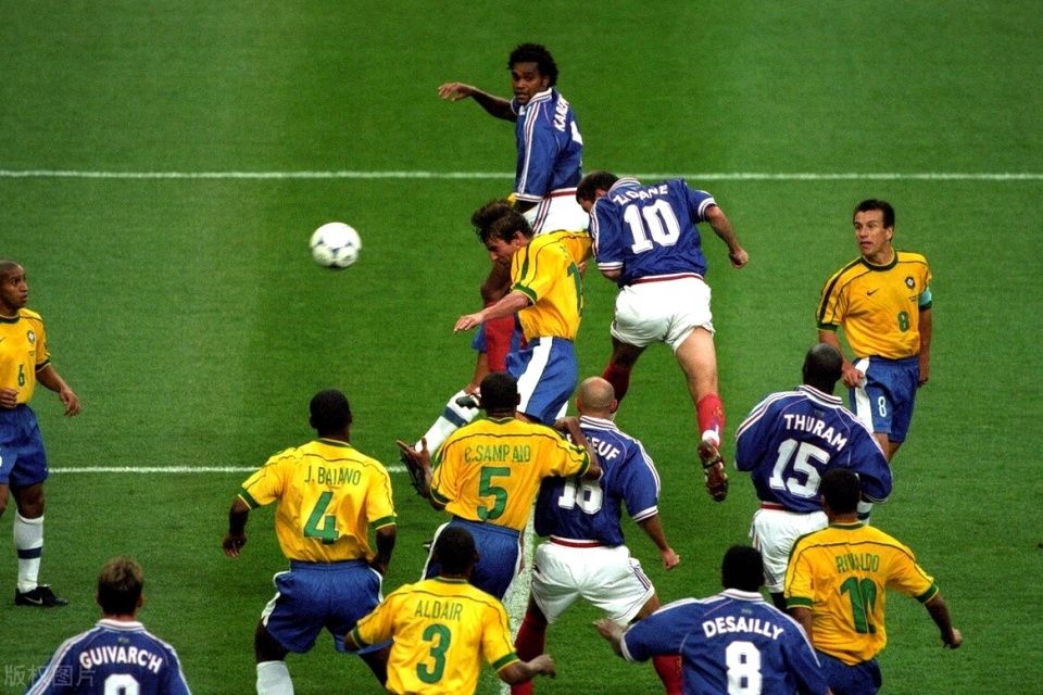 足球记忆罗纳尔多巅峰,足球记忆448