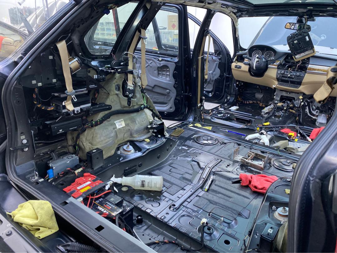 翻新整备一台老x5,13款宝马x5整备翻新