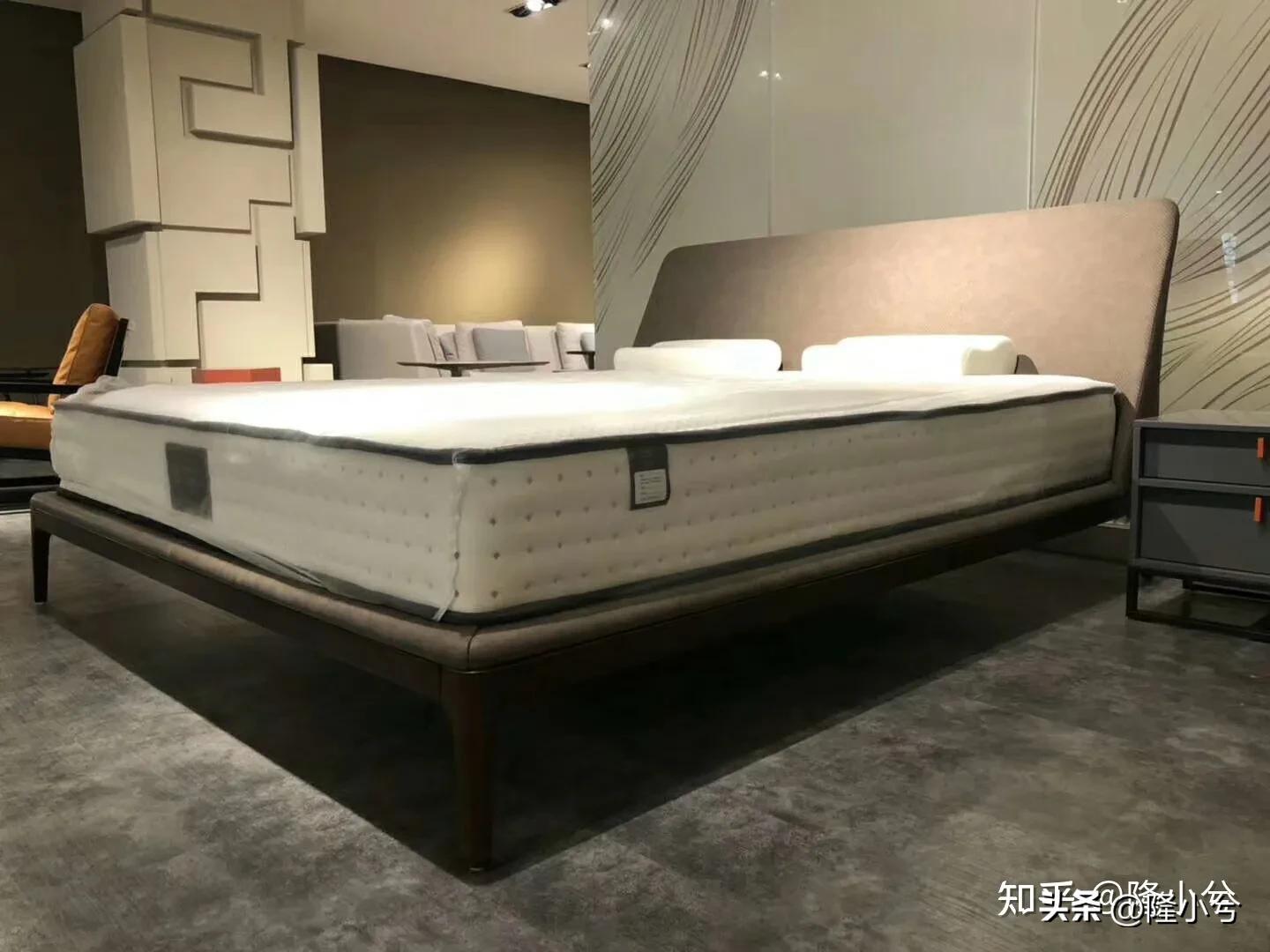 一张生态真皮皮床的成本,实木真皮床生产过程