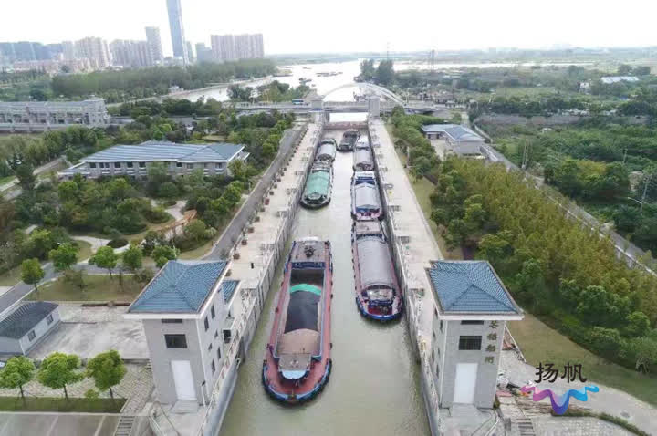 通扬线南通市区段航道进展2021年,畅通船