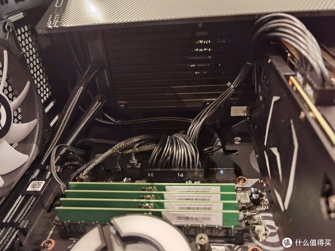 联想刃9000k装副屏,联想拯救者刃9000k2022款台式电脑