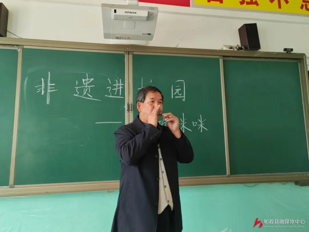 【文化和政】张廷忠：痴爱“咪咪”一生无悔