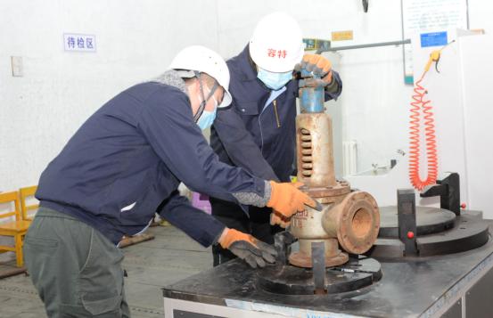 安全阀基础知识,简要解释安全阀的工作原理