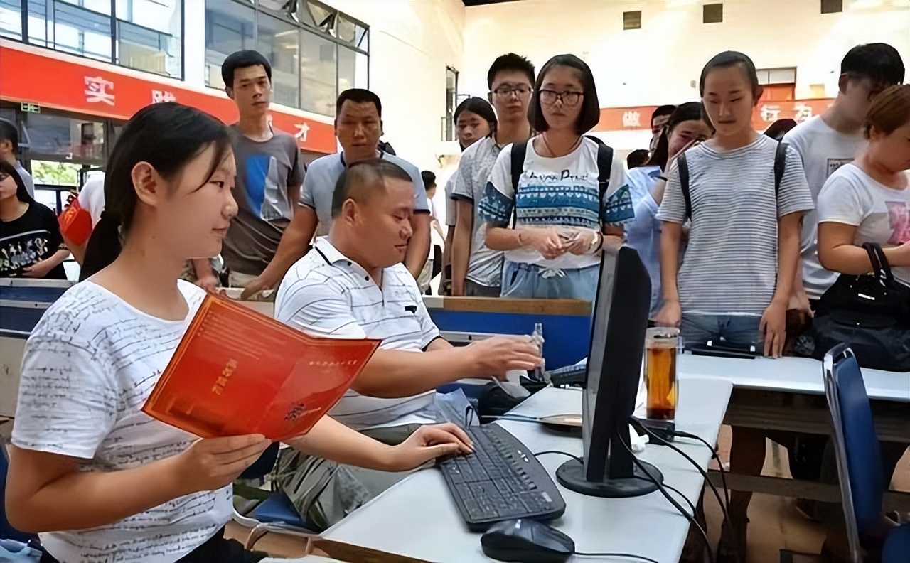 教育部33所学校转为本科院校,教育部首批28所大专院校