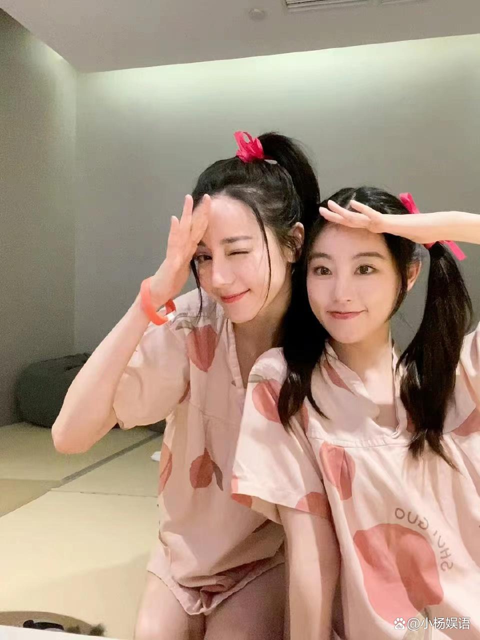 星光大赏2020迪丽热巴祝绪丹,祝绪丹晒与迪丽热巴奇怪可爱视频