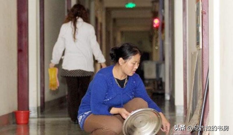 沈阳男子公厕生孩子,沈阳小伙厕所结婚生子后续