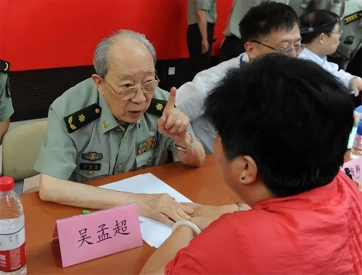 吴孟超中科院院士,吴孟超院士的养肝原则