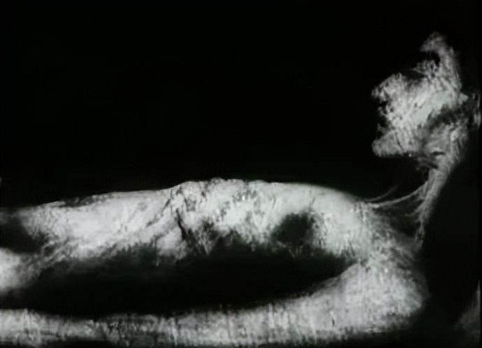 卡夫卡安慰自己,卡夫卡我们应该忠于自己的梦