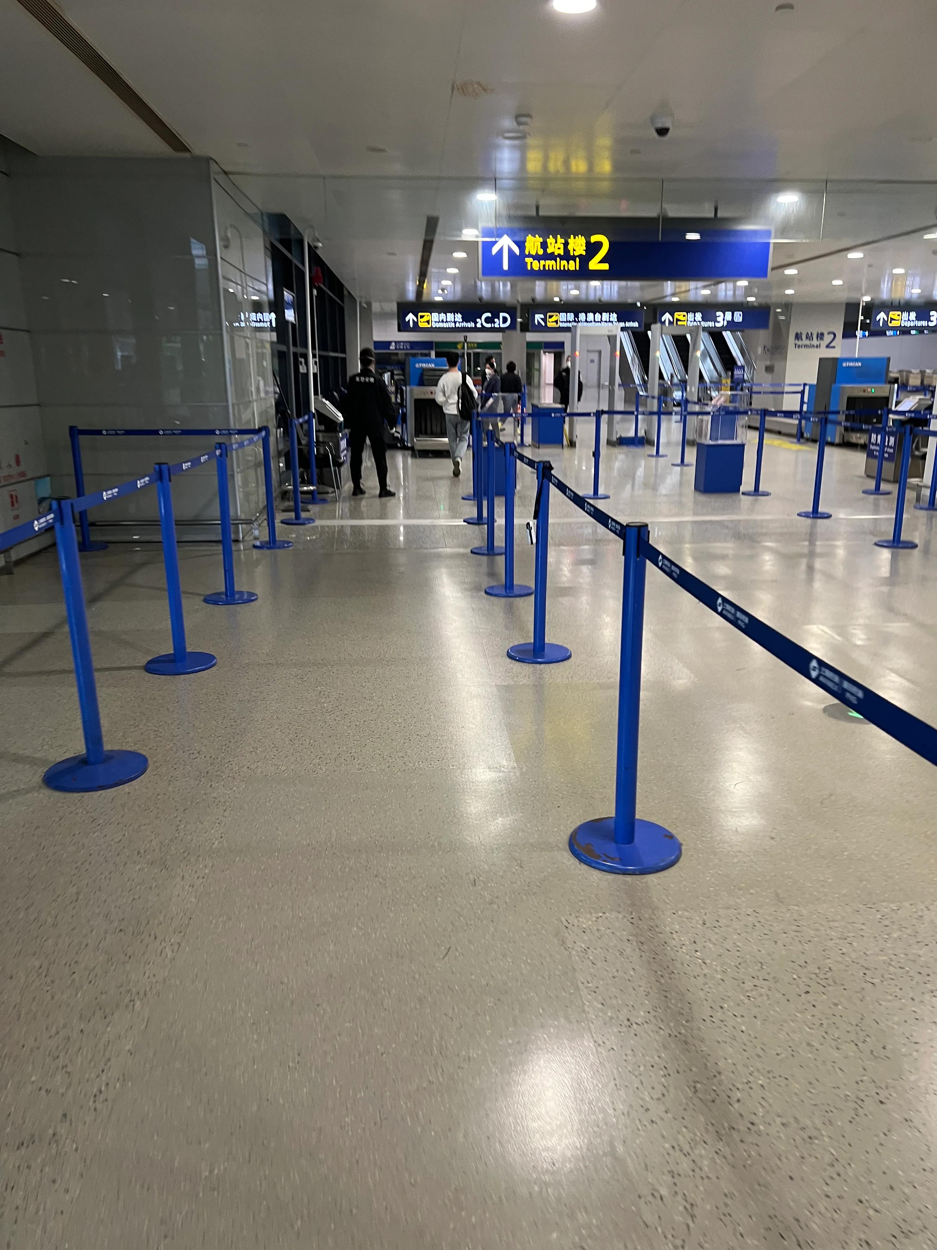 在浦东机场t2怎么去登机,浦东机场t2泰国登机流程