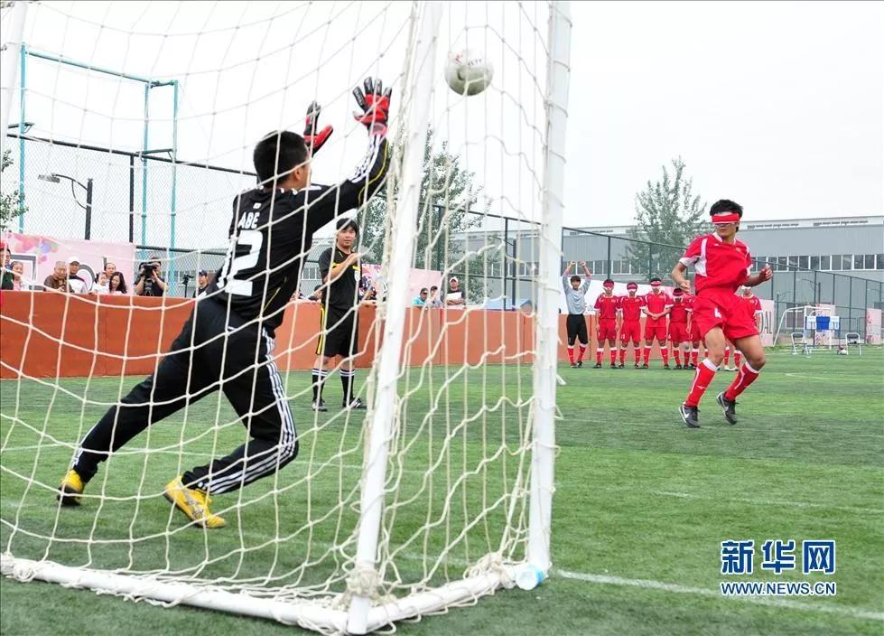 中国残疾人的励志视频,残疾人的暖心瞬间