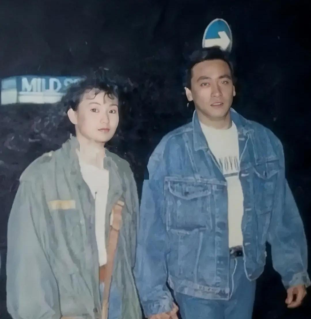 【晚清*楼青**秘影】媚态撩人，丰乳肥臀，女子风姿再现！