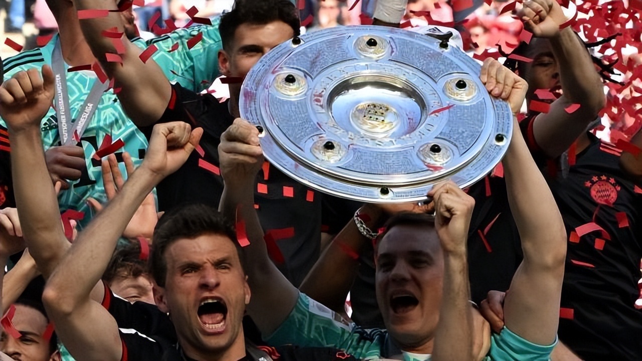 拜仁夺冠狂欢完整视频,拜仁逆转勒沃库森夺冠