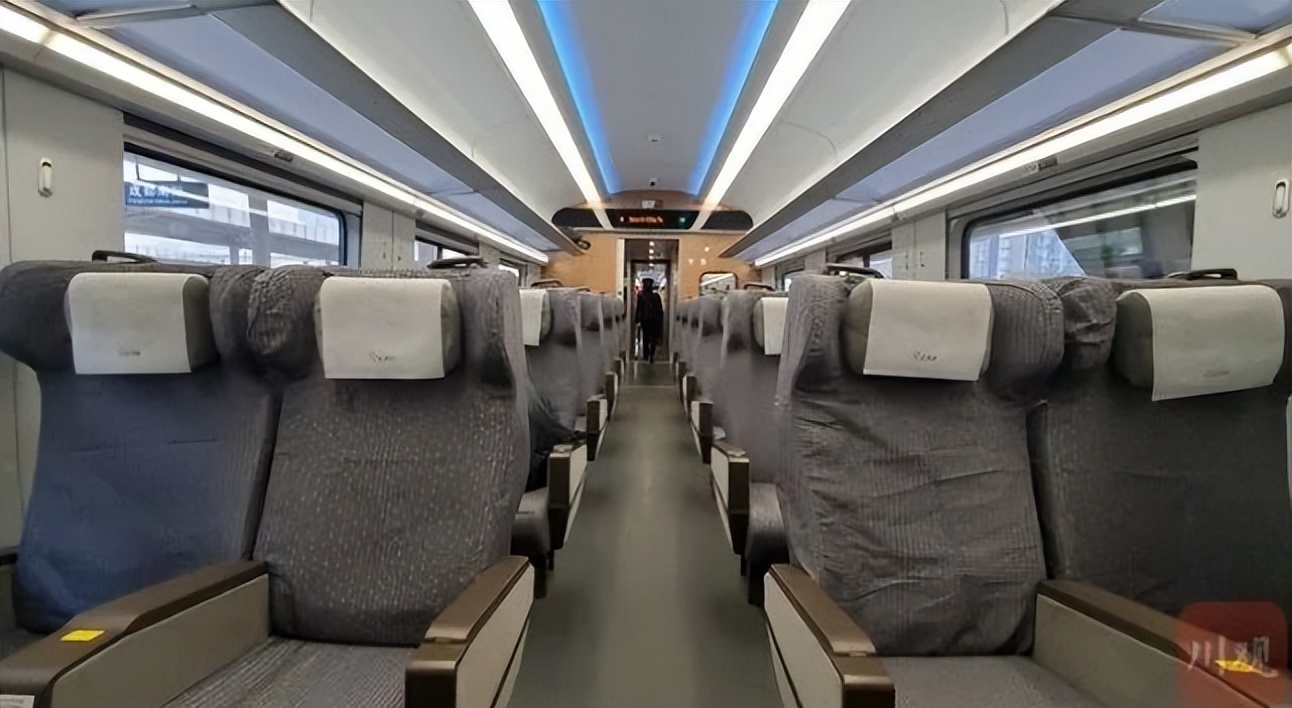 二等座最低264元，昆明⇌成都只需7小时！新成昆铁路12月26日全线贯通运营