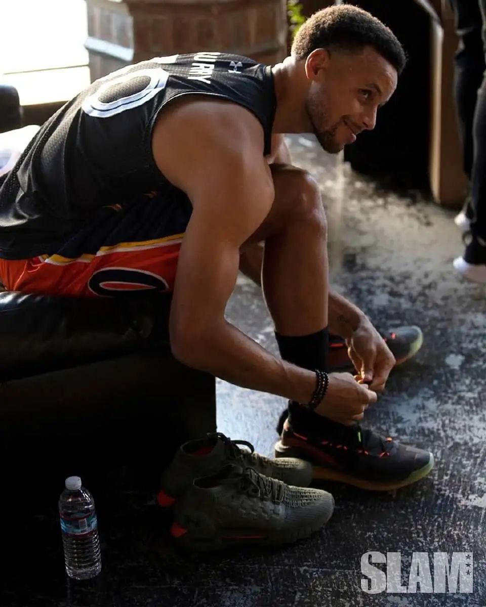 库里没有flow的鞋,库里系列带flow最耐磨的球鞋