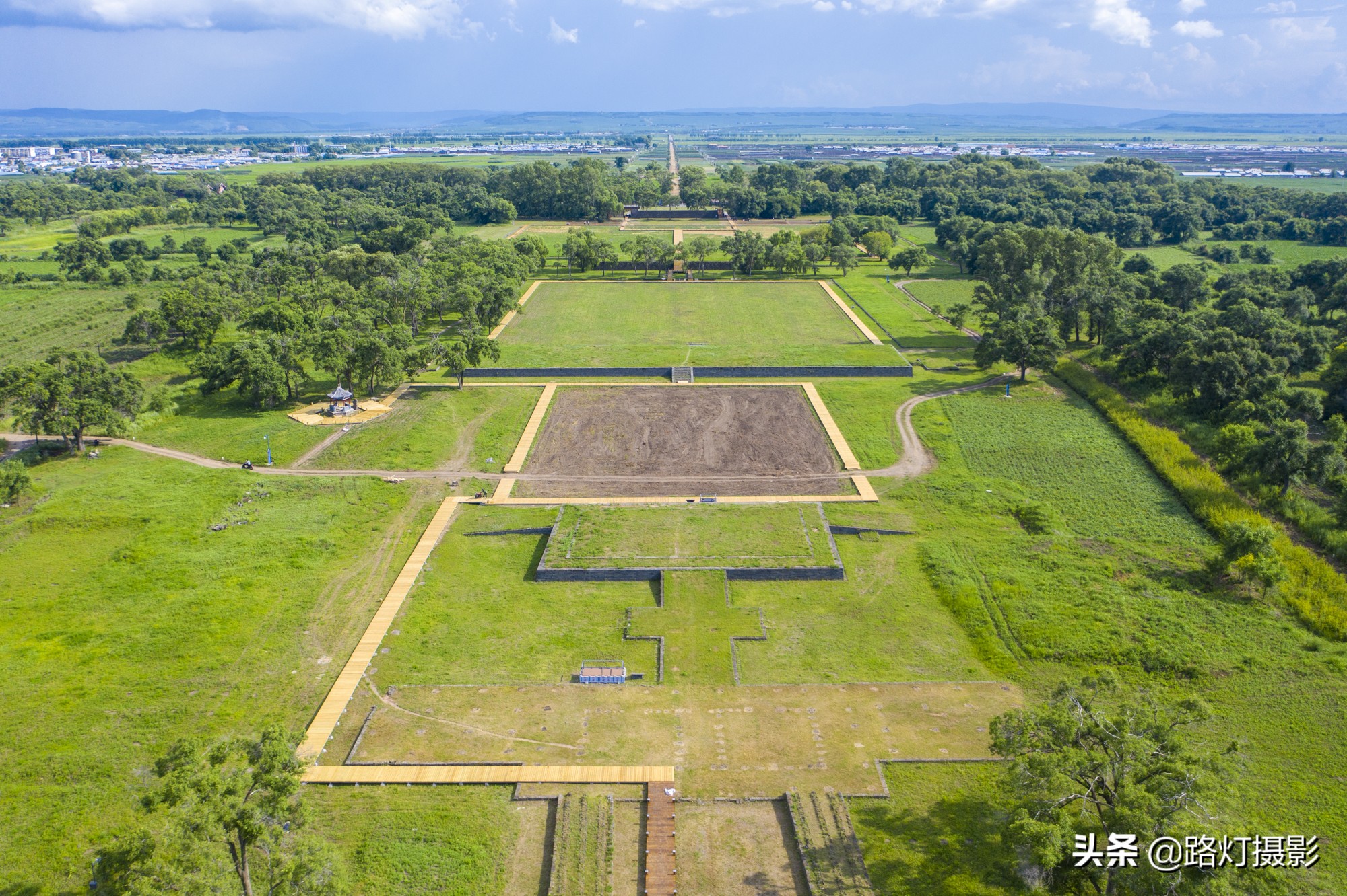 人口跌破1000万,“东方小巴黎”辉煌不再,哈尔滨到底怎么了?