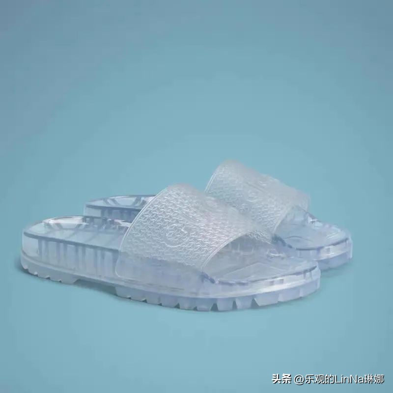 阿迪gucci联名水晶拖鞋穿搭,阿迪古驰联名拖鞋谁买了